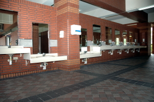 Public lavtories