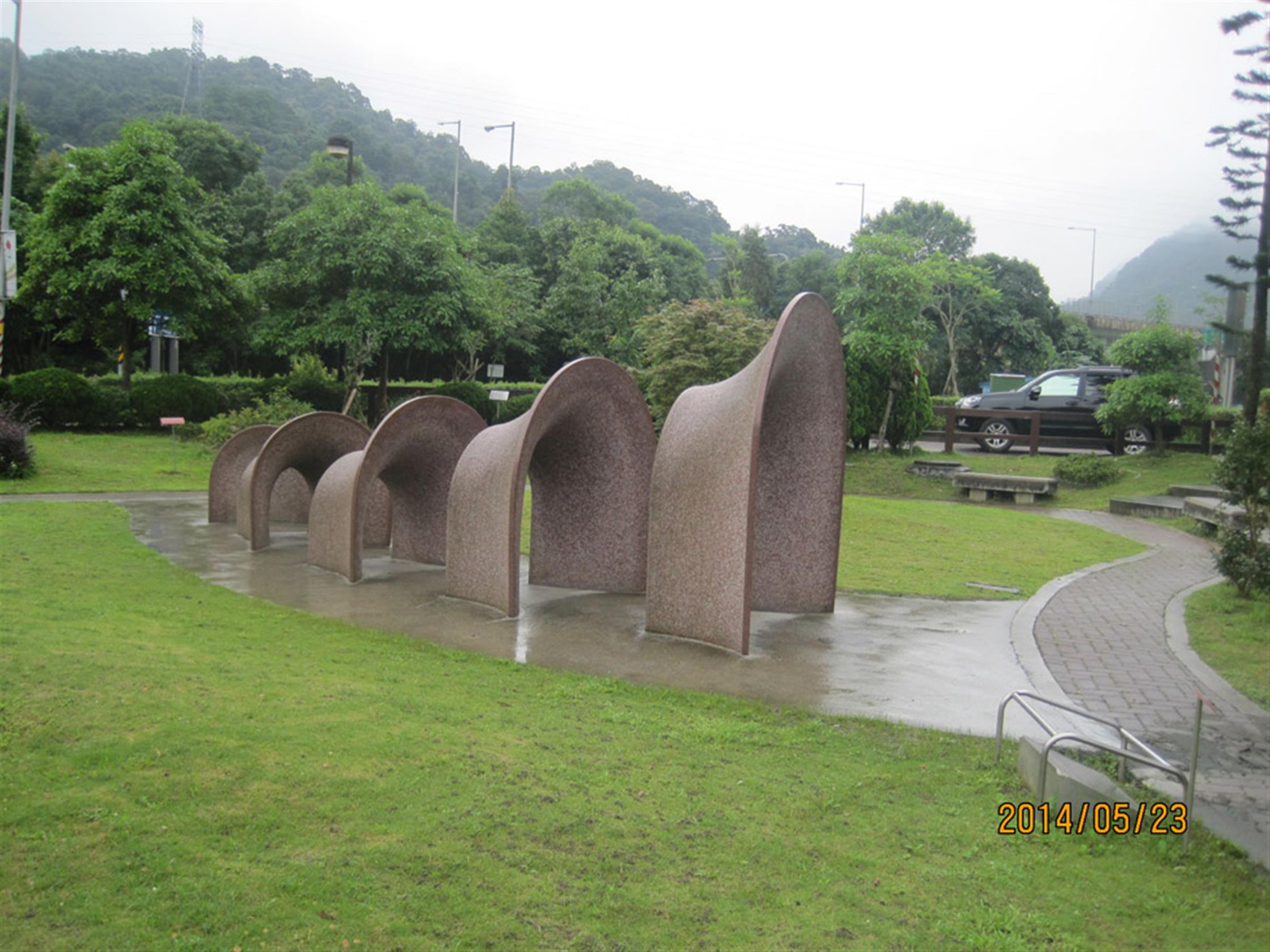 石碇服務區裝置藝術-光陰隧道-1