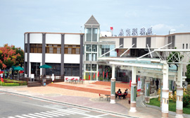 北站營業大廳南向入口(日間)