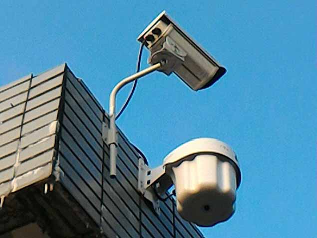 照片2:戶外型無線網路中繼器