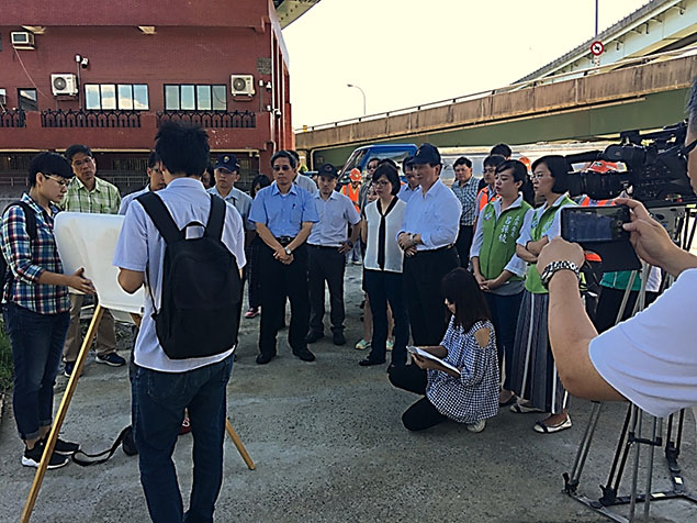 立法委員呂孫綾、林淑芬及蘇巧慧於107年7月13日邀同公共工程委員會主委吳澤成及交通部路政司司長陳文瑞 ,在本局局長趙興華及相關人員陪同下,至現場勘察實地瞭解國1五股交流道交通壅塞情形及改善措施。