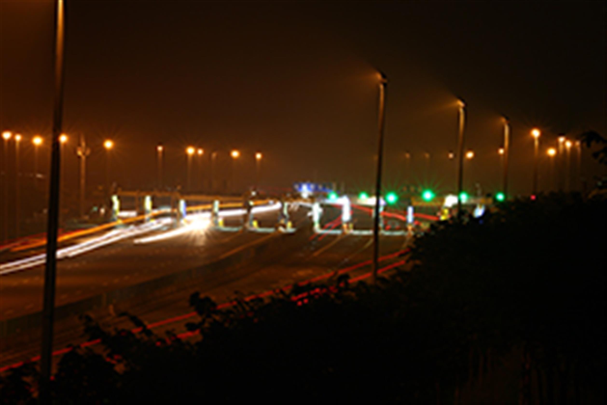 高速公路燈具-新營收費站夜景